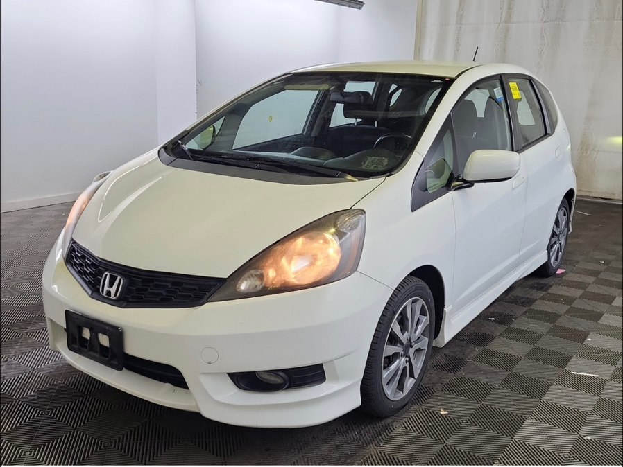 Used Honda Fit 5dr HB Auto Sport 2013 | New Beginning Auto Service Inc. Ashland, Massachusetts