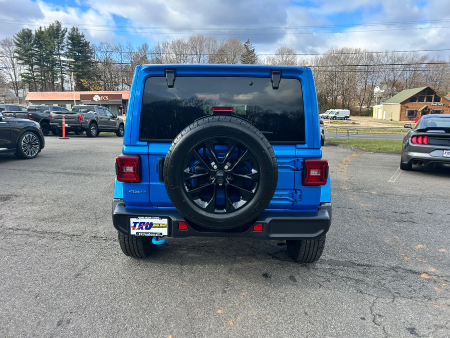 2024 Jeep Wrangler 4xe Sahara photo 4