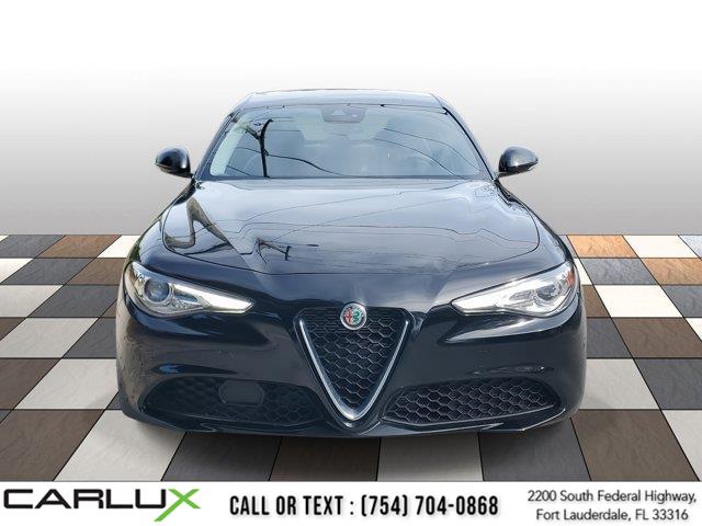 2020 Alfa Romeo Giulia Base photo 2