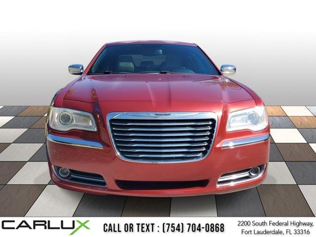 2013 Chrysler 300 Base Limited photo 2