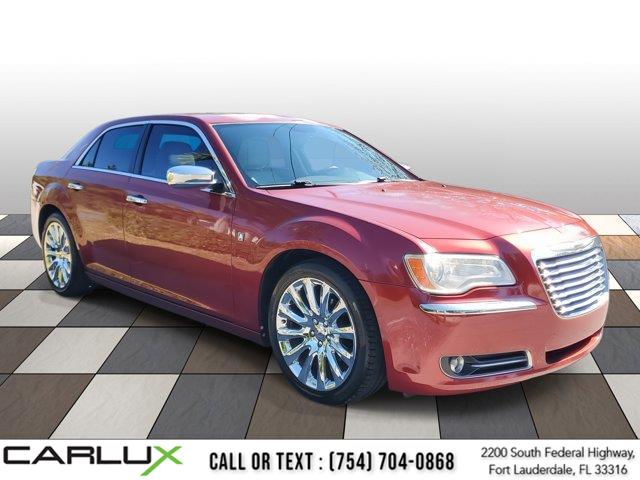 2013 Chrysler 300 Base Limited photo 3