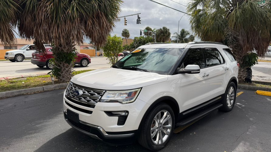 Used 2018 Ford Explorer in Hialeah, Florida | The Palm Motors LLC. Hialeah, Florida