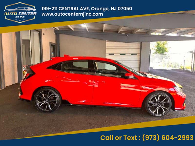 2019 Honda Civic Hatchback Sport photo 3