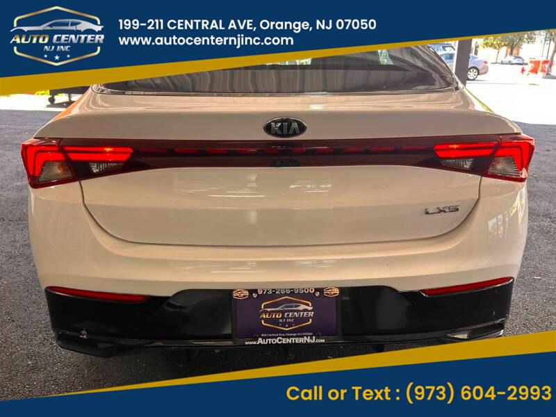 2021 Kia K5 LXS photo 4