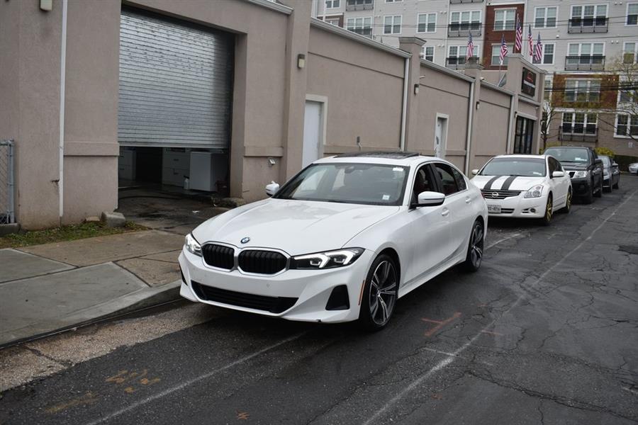 2024 Bmw 330i 3-Series photo 2