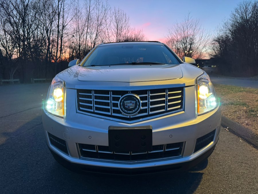 2013 Cadillac SRX Luxury photo 3