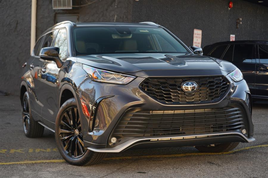 2025 Toyota Highlander XLE XSE Platinum Limited photo 2