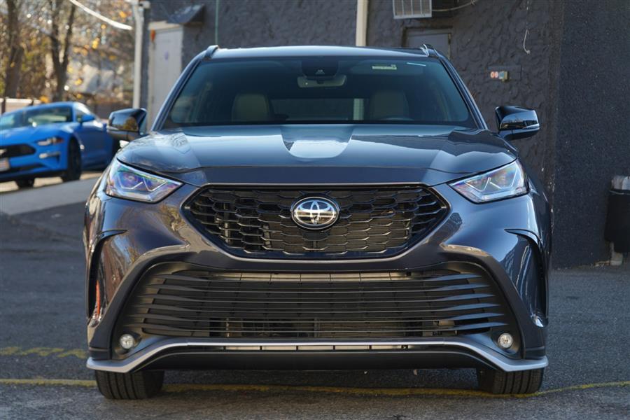 2025 Toyota Highlander XLE XSE Platinum Limited photo 4