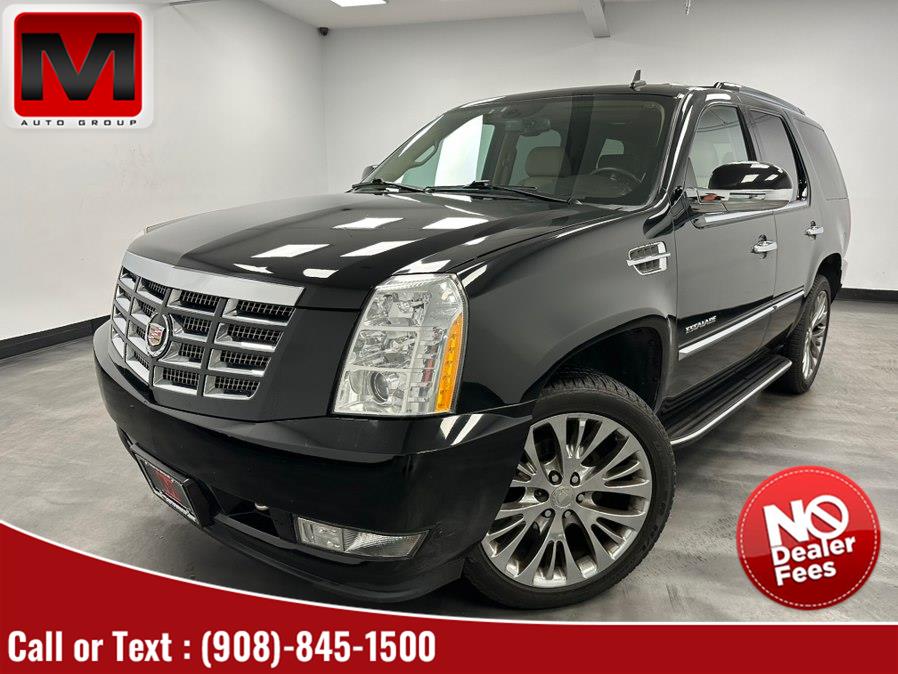 2009 Cadillac Escalade AWD 4dr, available for sale in Elizabeth, New Jersey | M Auto Group. Elizabeth, New Jersey