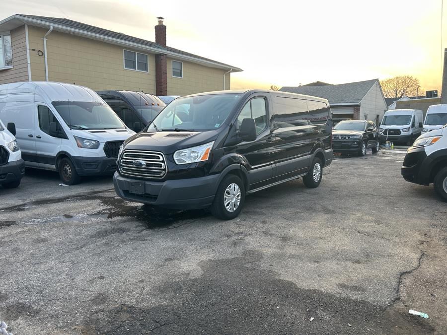 2017 Ford Transit Van Base