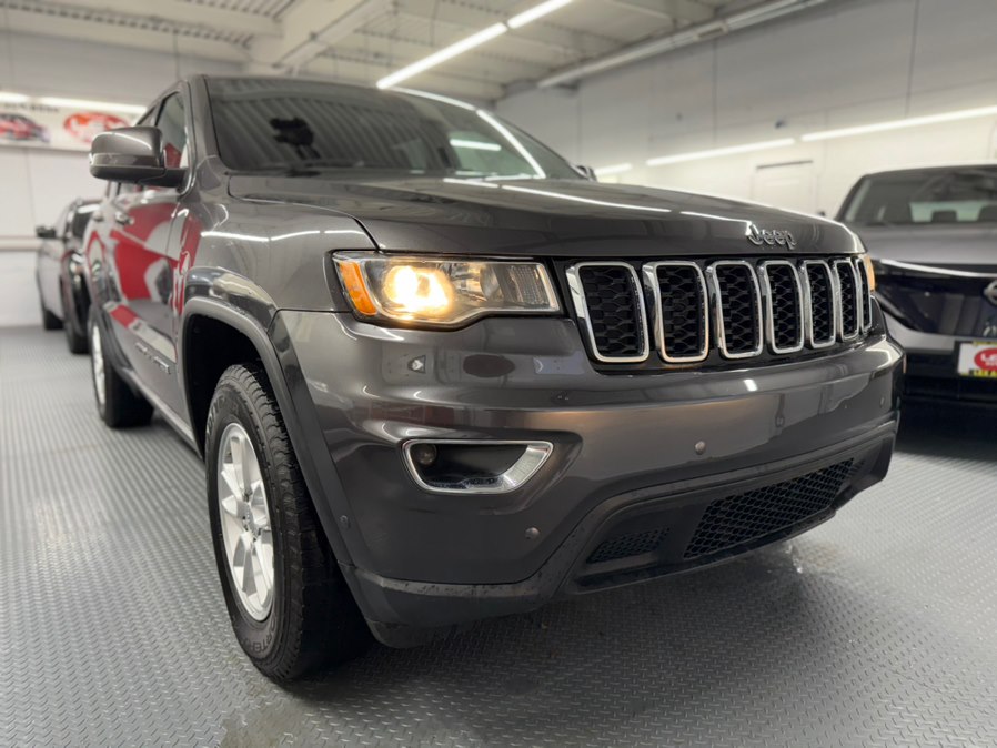2020 Jeep Grand Cherokee Laredo E photo 4