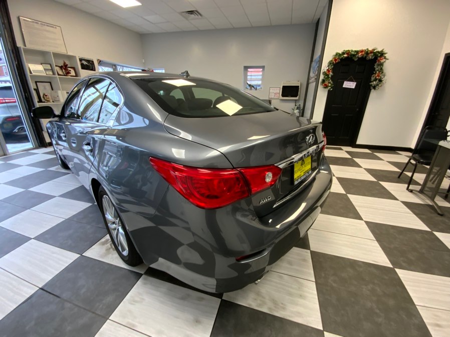 2016 Infiniti Q50 2.0t Premium AWD photo 4