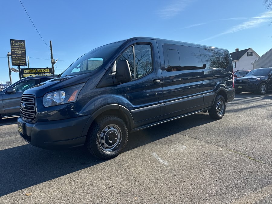 2018 Ford Transit Passenger XL photo 2