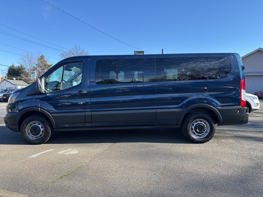 2018 Ford Transit Passenger XL photo 4