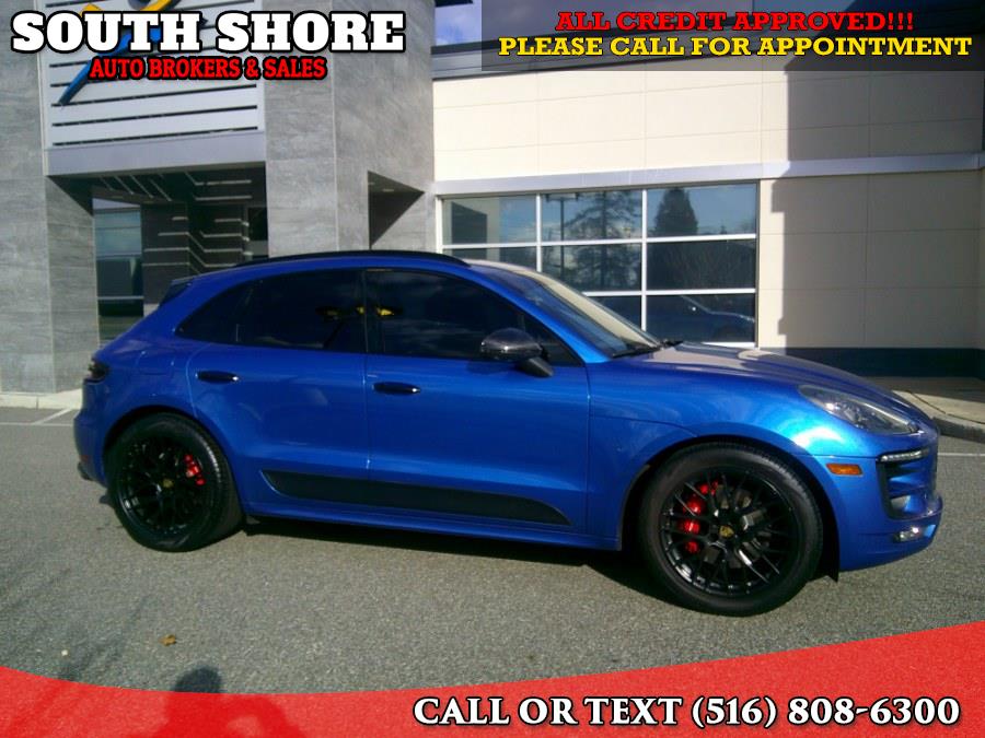 Used 2017 Porsche Macan in Massapequa, New York | South Shore Auto Brokers & Sales. Massapequa, New York