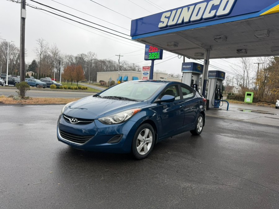 Used 2013 Hyundai Elantra in Swansea, Massachusetts | Gas On The Run. Swansea, Massachusetts