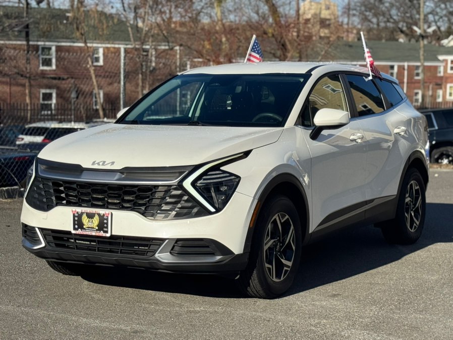 2024 Kia Sportage LX's photo