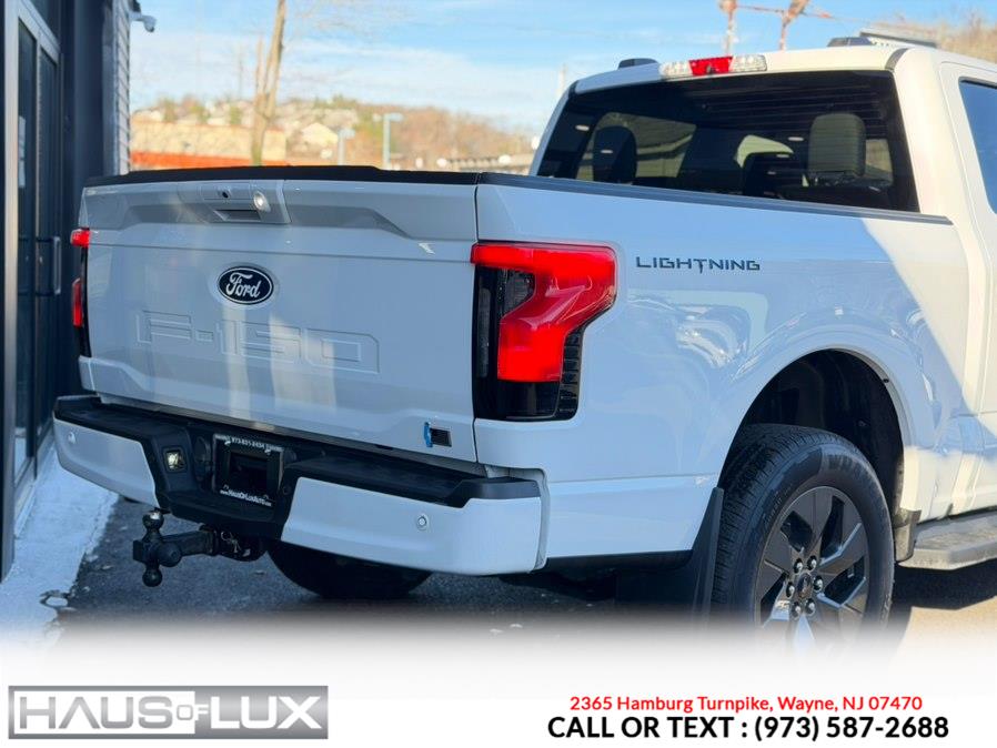 2024 Ford F-150 Lightning photo 4