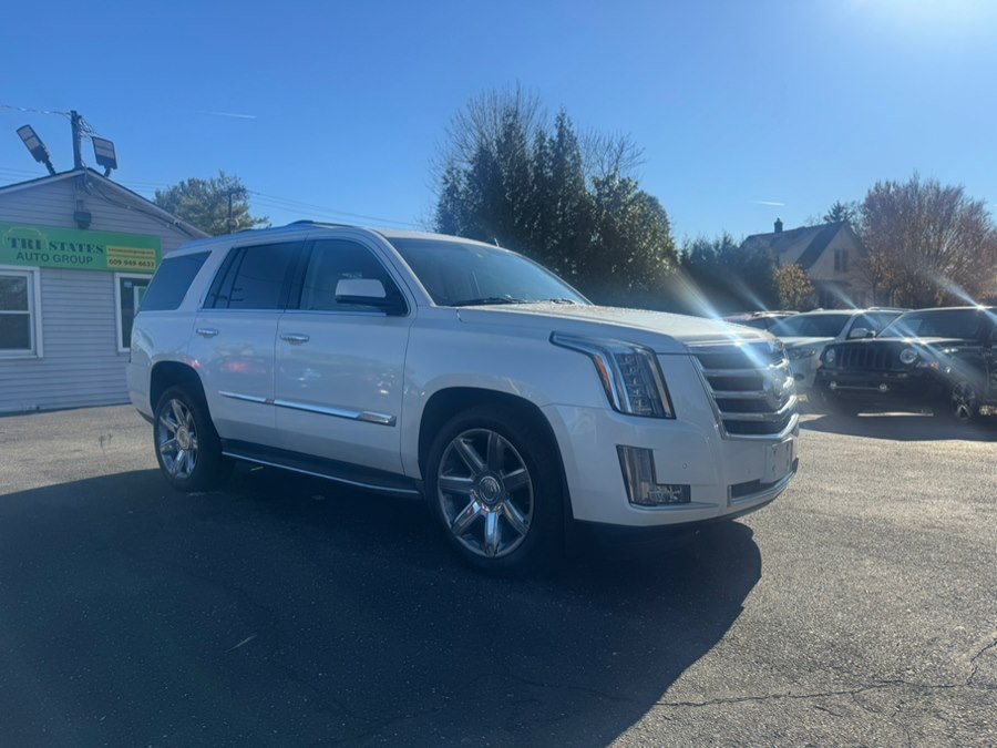 2015 Cadillac Escalade 4WD 4dr Luxury, available for sale in BURLINGTON, New Jersey | Tri States Auto Group. BURLINGTON, New Jersey