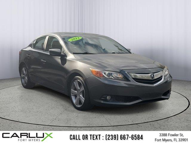 2013 Acura ILX Premium's photo