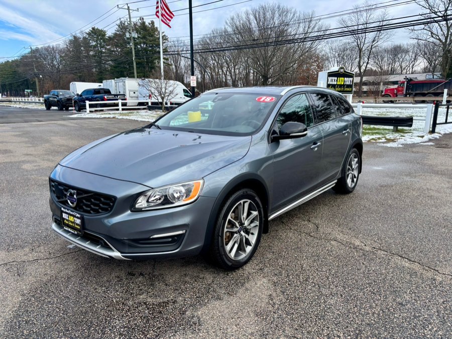 Used 2018 Volvo V60 Cross Country in South Windsor, Connecticut | Mike And Tony Auto Sales, Inc. South Windsor, Connecticut