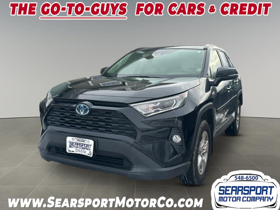 2020 Toyota RAV4 XLE's photo