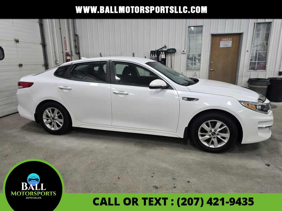 2016 Kia Optima LX's photo