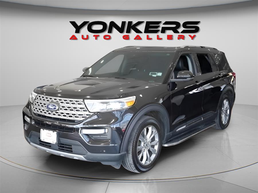2021 Ford Explorer Limited's photo