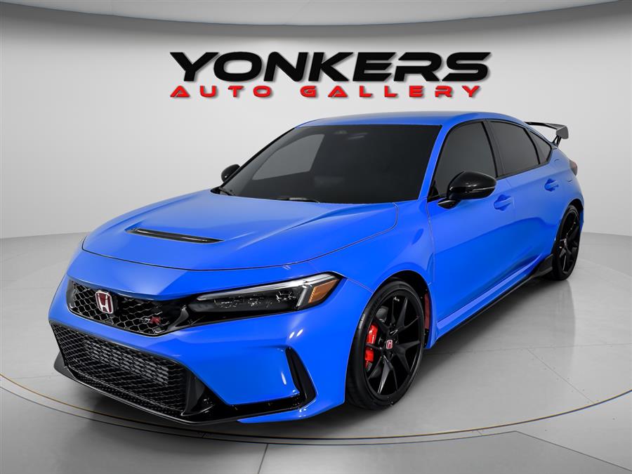 2024 Honda Civic Hatchback Type-R's photo