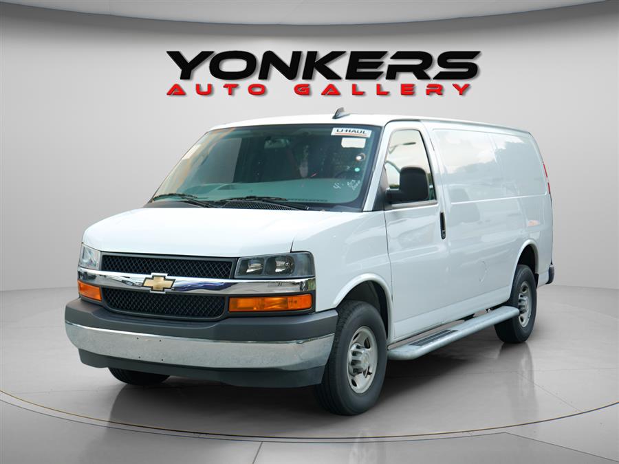 2024 Chevrolet Express Cargo Work Van's photo