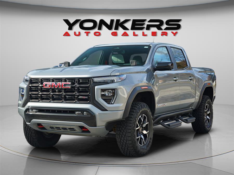 2024 GMC Canyon AT4X's photo