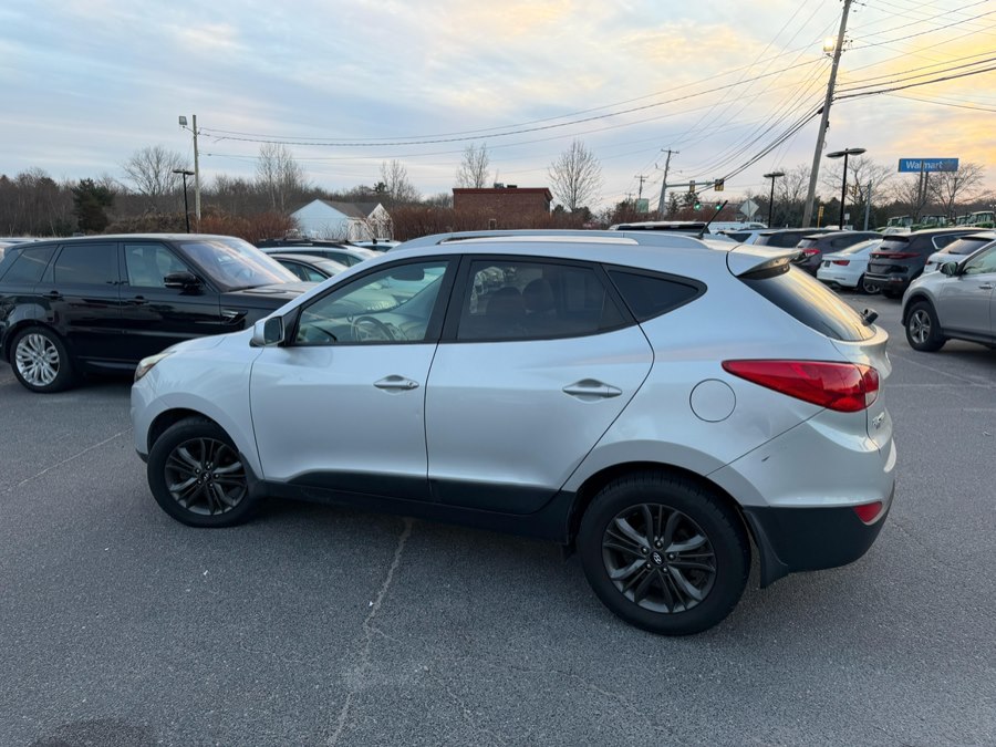 2015 Hyundai Tucson FWD 4dr SE, available for sale in Raynham, Massachusetts | J & A Auto Center. Raynham, Massachusetts