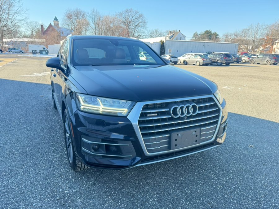 Used 2017 Audi Q7 in Springfield, Massachusetts | Auto Globe LLC. Springfield, Massachusetts