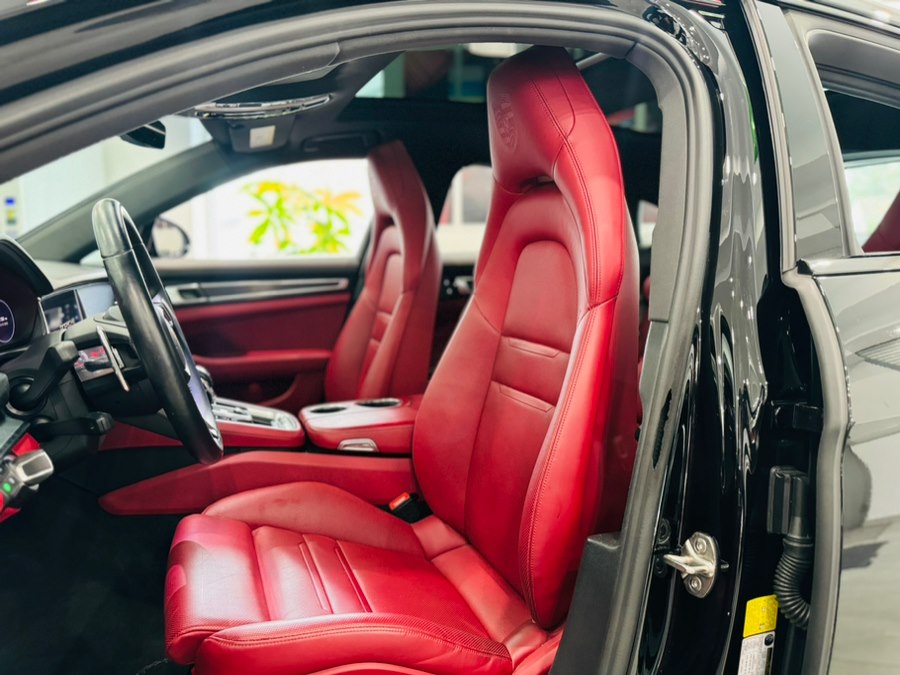 Used 2022 Porsche Panamera in Franklin Square, New York | C Rich Cars. Franklin Square, New York