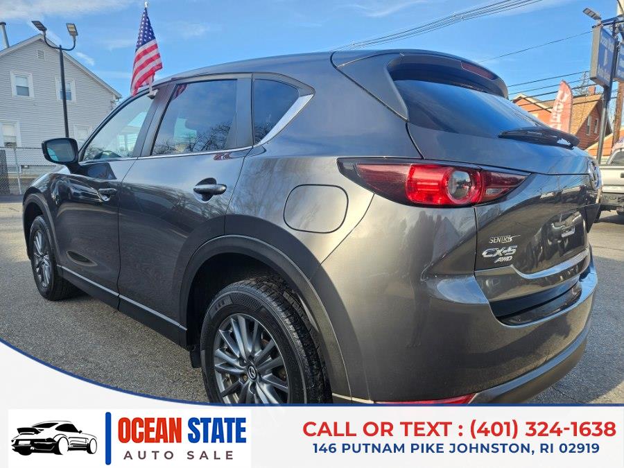 2017 Mazda CX-5 Touring photo 3