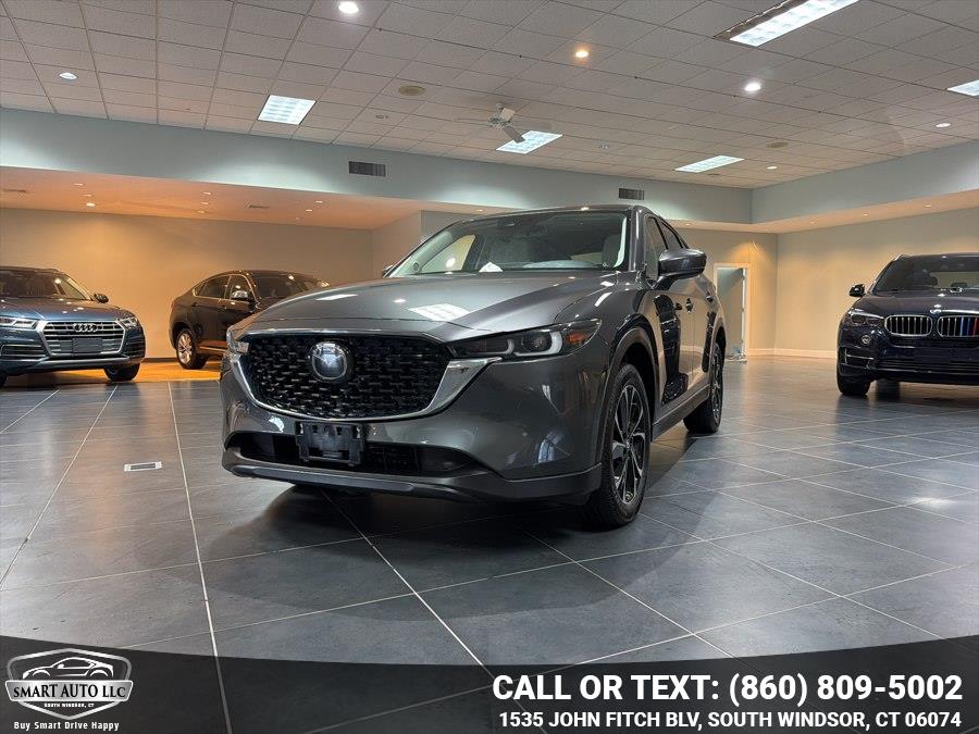 2023 Mazda CX-5 S Premium package's photo