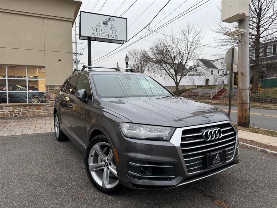 2019 Audi Q7 Prestige's photo