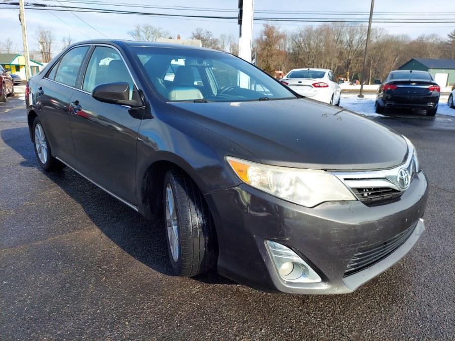 2012 Toyota Camry XLE photo 3