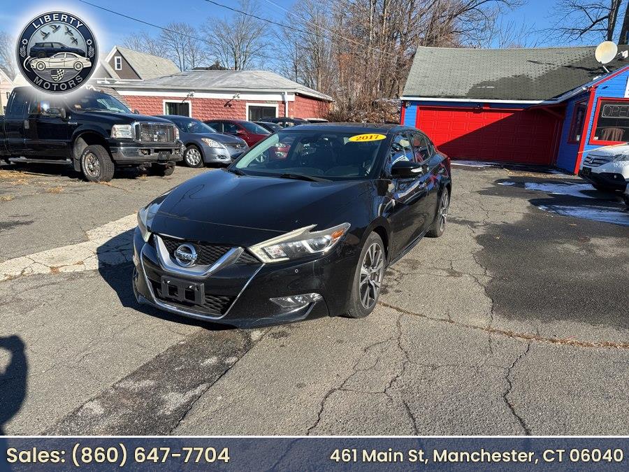2017 Nissan Maxima Platinum's photo