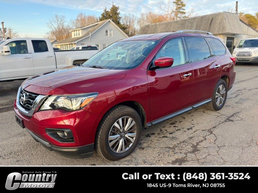 Used 2020 Nissan Pathfinder in Toms River, New Jersey | Country Motors. Toms River, New Jersey