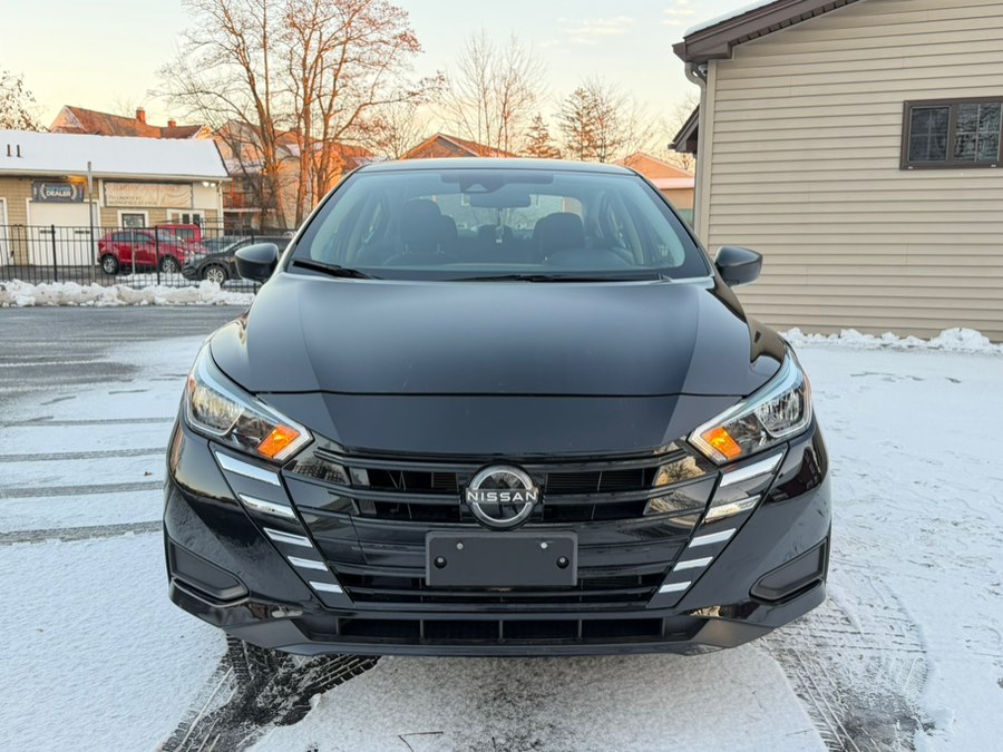 2023 Nissan Versa Sedan