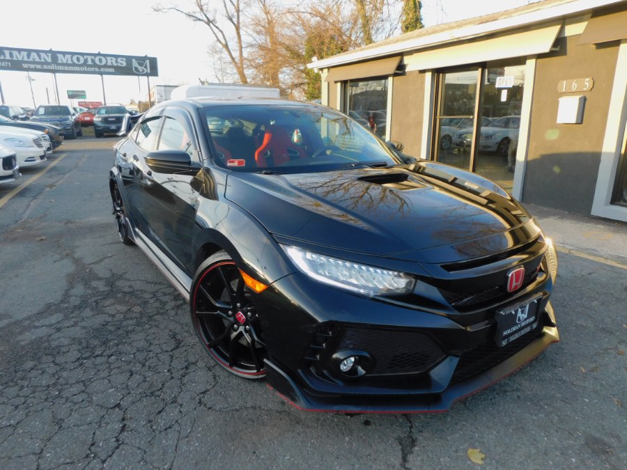 2018 Honda Civic Hatchback Type-R's photo