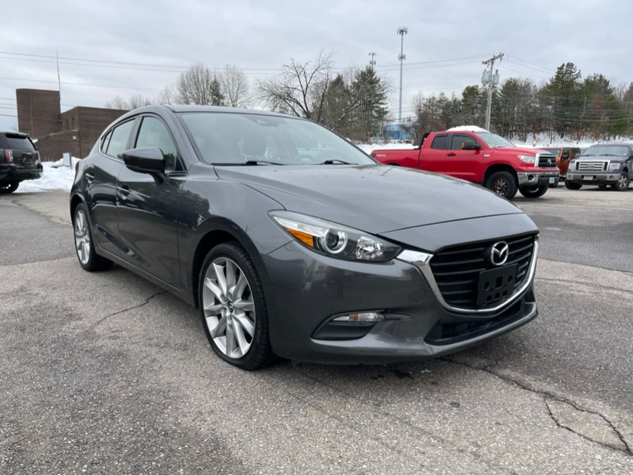 2017 Mazda Mazda3 Touring's photo