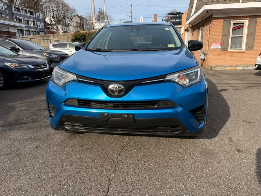 Used 2018 Toyota RAV4 in Shelton, Connecticut | Center Motorsports LLC. Shelton, Connecticut