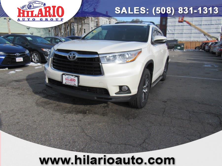 Used 2016 Toyota Highlander in Worcester, Massachusetts | Hilario's Auto Sales Inc.. Worcester, Massachusetts