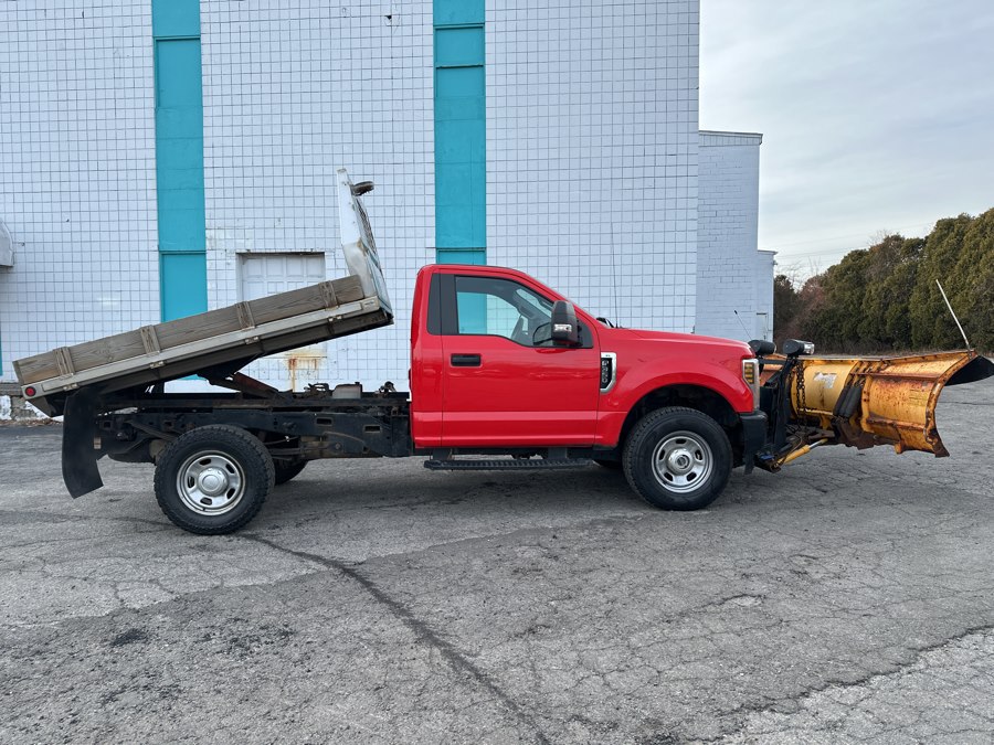 2019 Ford F-350 Super Duty XL's photo