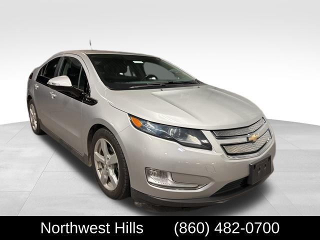 Used Chevrolet Volt Base 2015 | Sullivan Automotive Group. Avon, Connecticut
