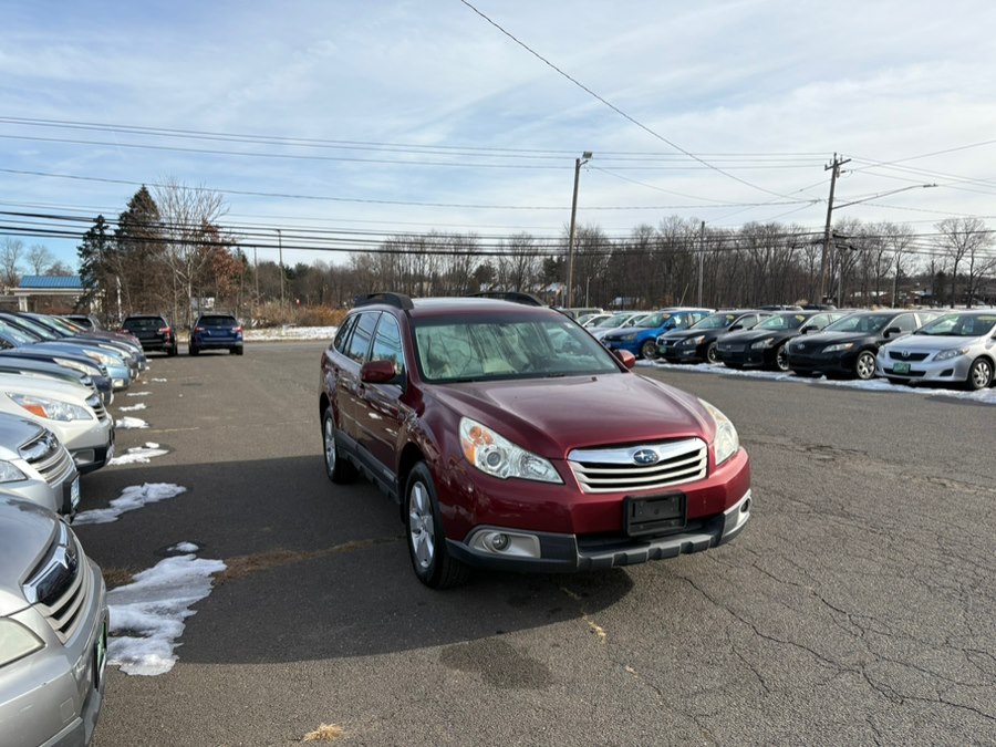 Used Subaru Outback 4dr Wgn H4 Auto 2.5i Prem AWP/Pwr Moon 2011 | CT Car Co LLC. East Windsor, Connecticut