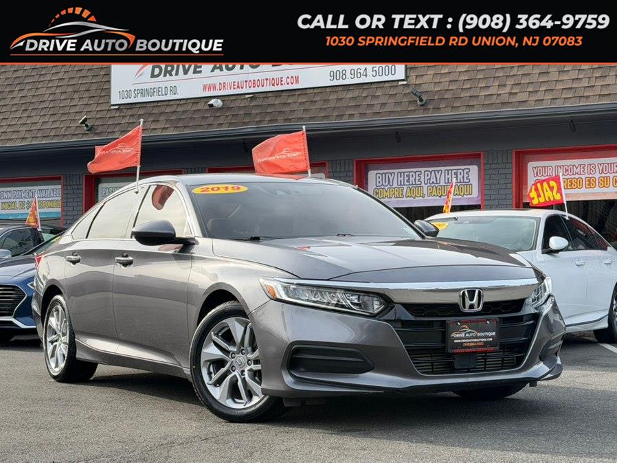 2019 Honda Accord LX's photo