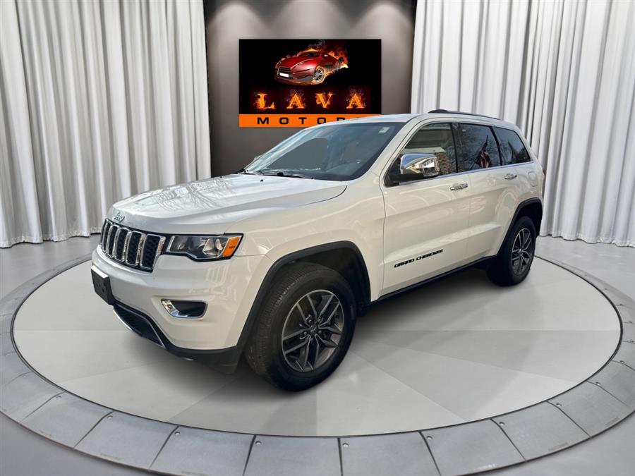 Used 2017 Jeep Grand Cherokee in Canton, Connecticut | Lava Motors. Canton, Connecticut